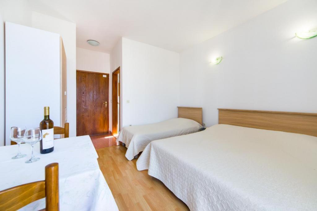Apartments Slavena غراداك المظهر الخارجي الصورة